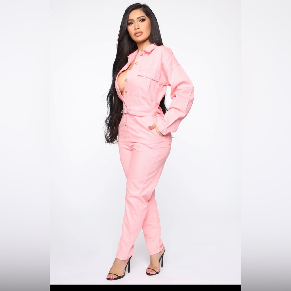 NWT Fashion Nova pink utility jumpsuit size S fits like a M!